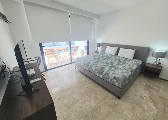 Relajate En La Playa Y La Piscina Con Vista Al Mar Playa del Carmen