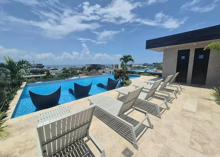 Relajate En La Playa Y La Piscina Con Vista Al Mar